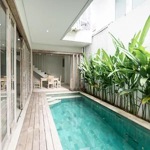 villa-sol.ubudhotelsnow.com/
